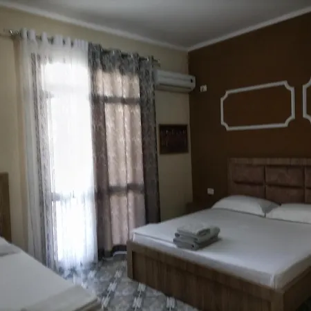 Twins Mangalem Vendégház Berat